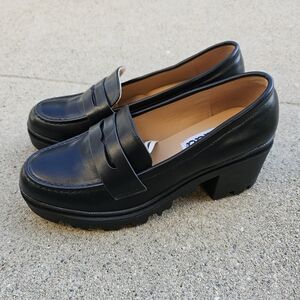 Mudd Vegan Leather Black Heeled Loafers - US W Size 8 1/2